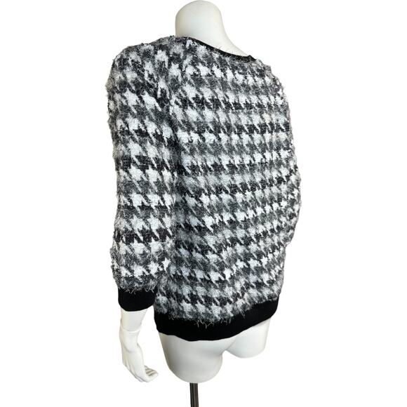 Cato Medium Black White Houndstooth Fuzzy Sweater 3/4 Sleeves Mock Neck - Picture 2 of 12